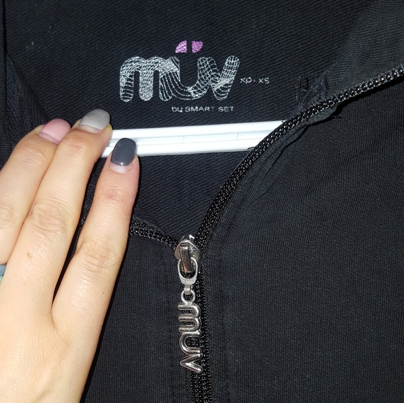 Workout Jacket - Picture 2 of 2